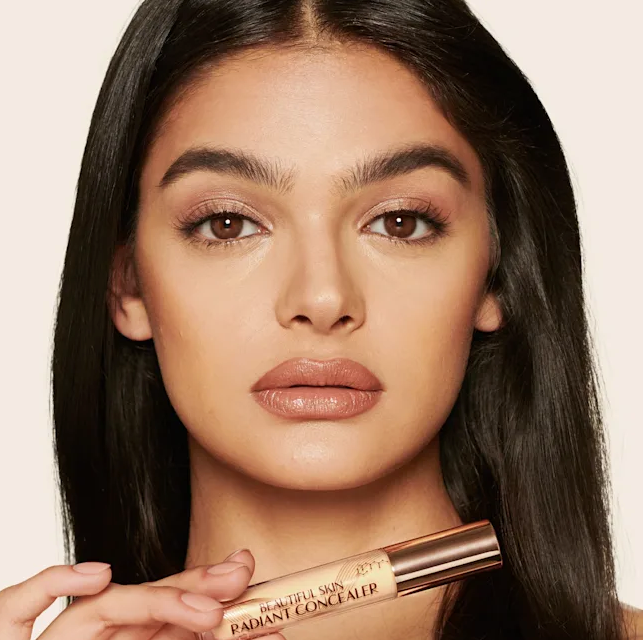 Beautiful Skin Medium to Full Coverage Radiant Concealer with Hyaluronic Acid / 9 - Charlotte Tilbury.